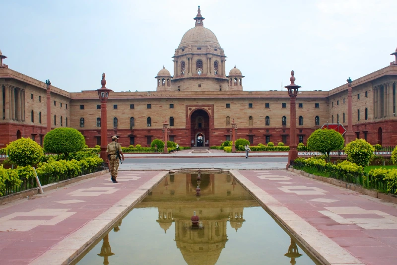 RASTRAPATI BHAVAN